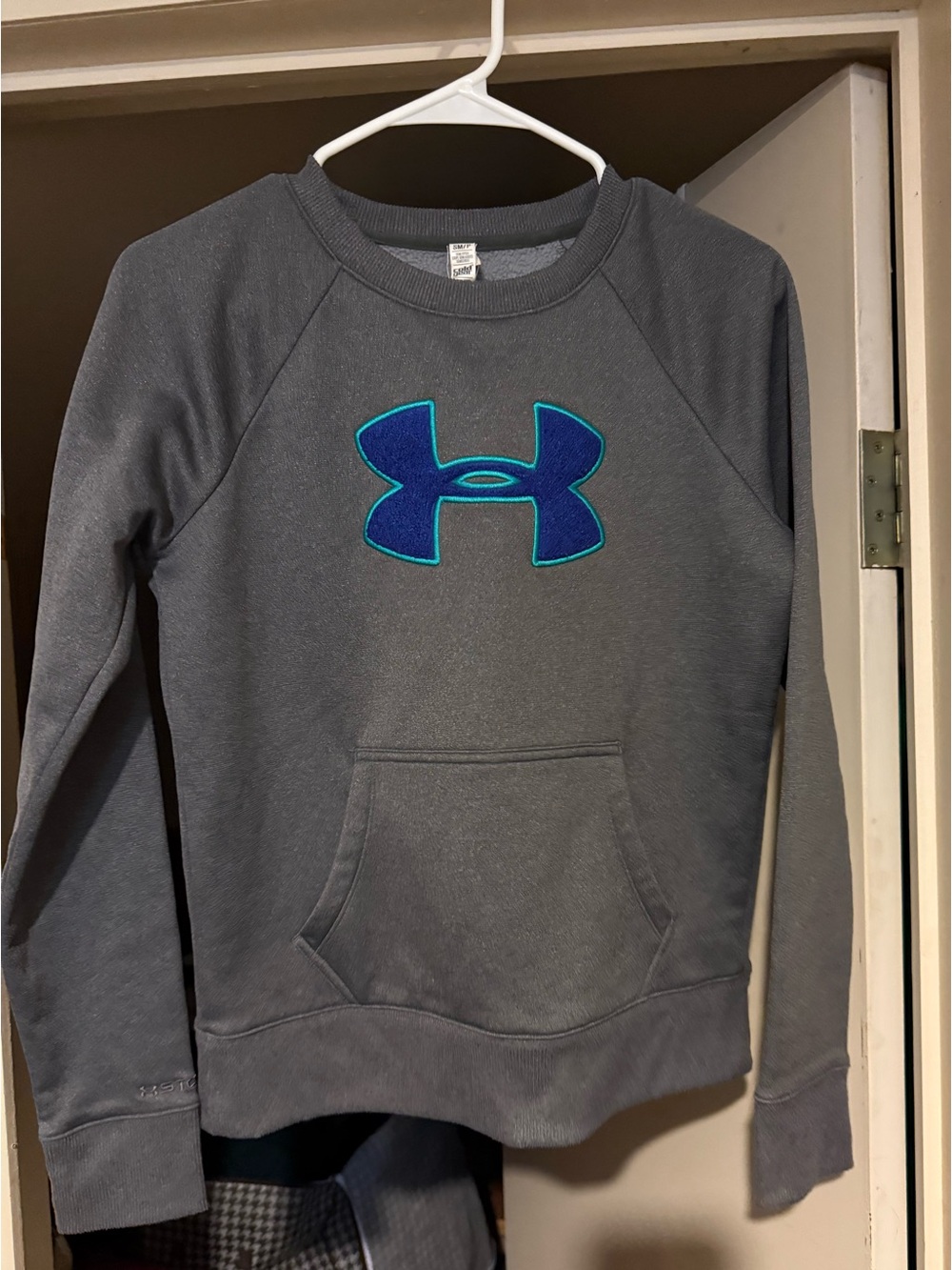 Crew neck